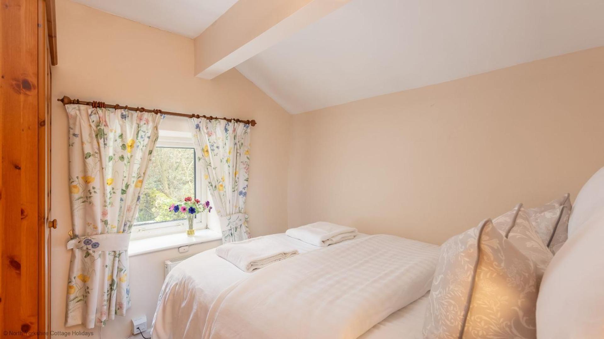 Picturesque Stone Cottage In The Heart Of North Yorkshire Village - Hideaway Cottage Bagian luar foto