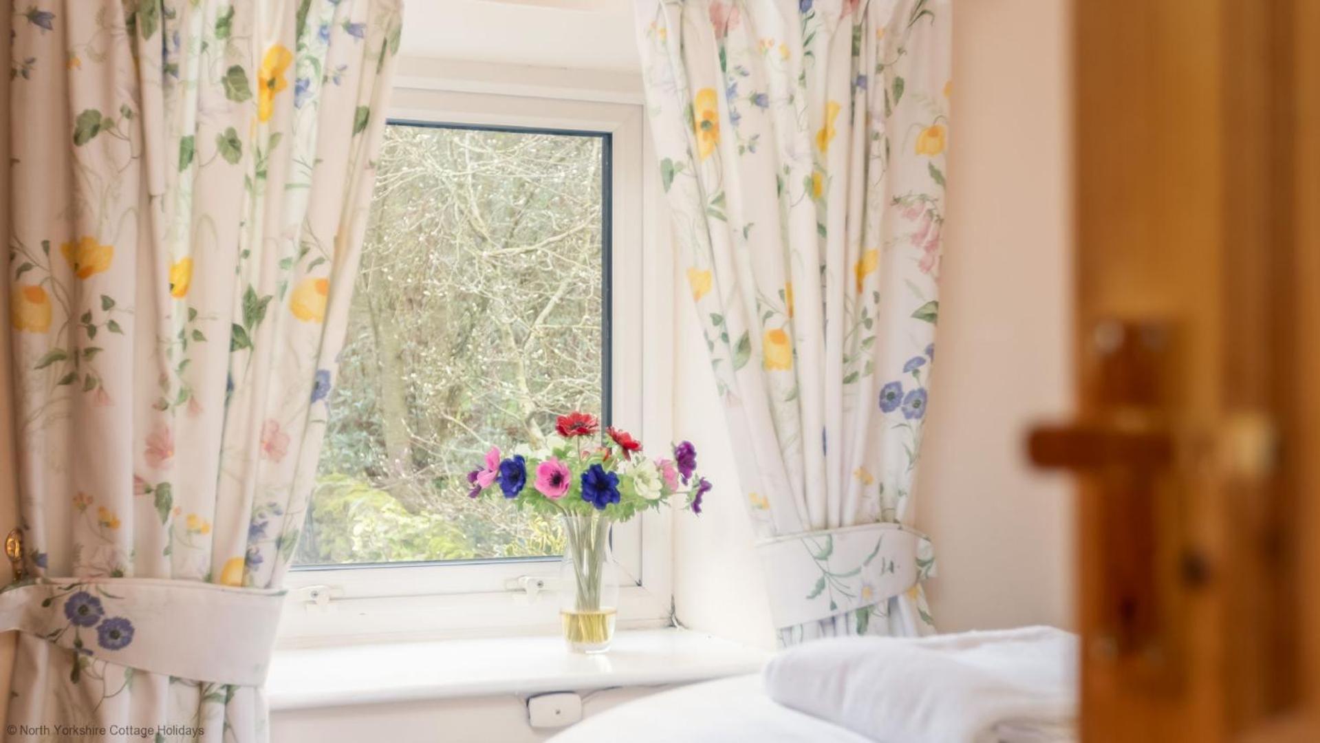 Picturesque Stone Cottage In The Heart Of North Yorkshire Village - Hideaway Cottage Bagian luar foto