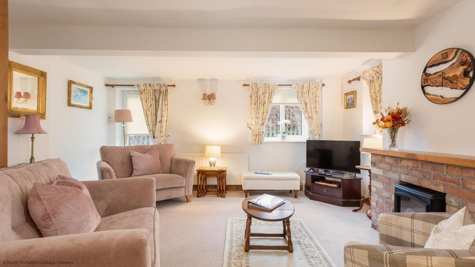 Picturesque Stone Cottage In The Heart Of North Yorkshire Village - Hideaway Cottage Bagian luar foto