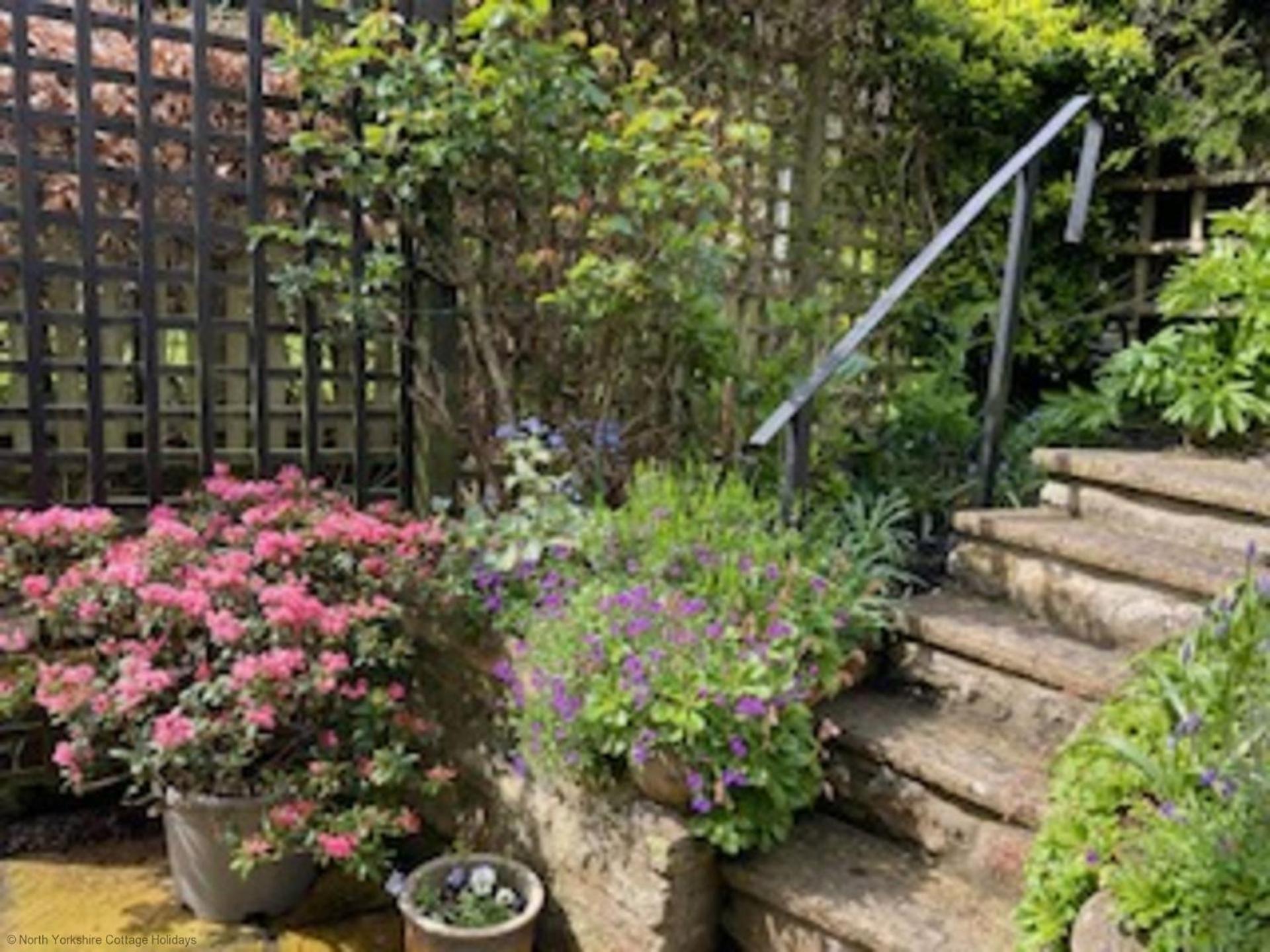Picturesque Stone Cottage In The Heart Of North Yorkshire Village - Hideaway Cottage Bagian luar foto